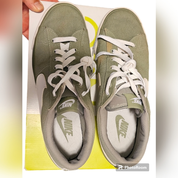 Nike Shoes Men's Size 10 - Picture 10 of 10